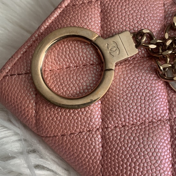 Chanel 19s iridescent o keyring holder  coin purse gold pink 2019 made in Italy - Picture 6 of 12